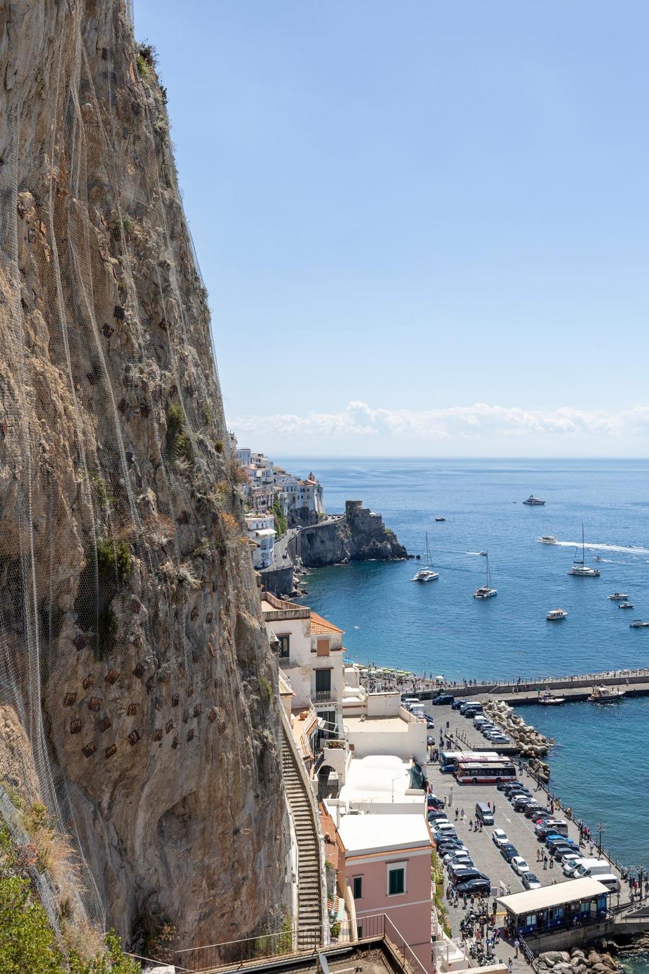Apartment Design Sea View Accessible By 250 Steps Amalfi