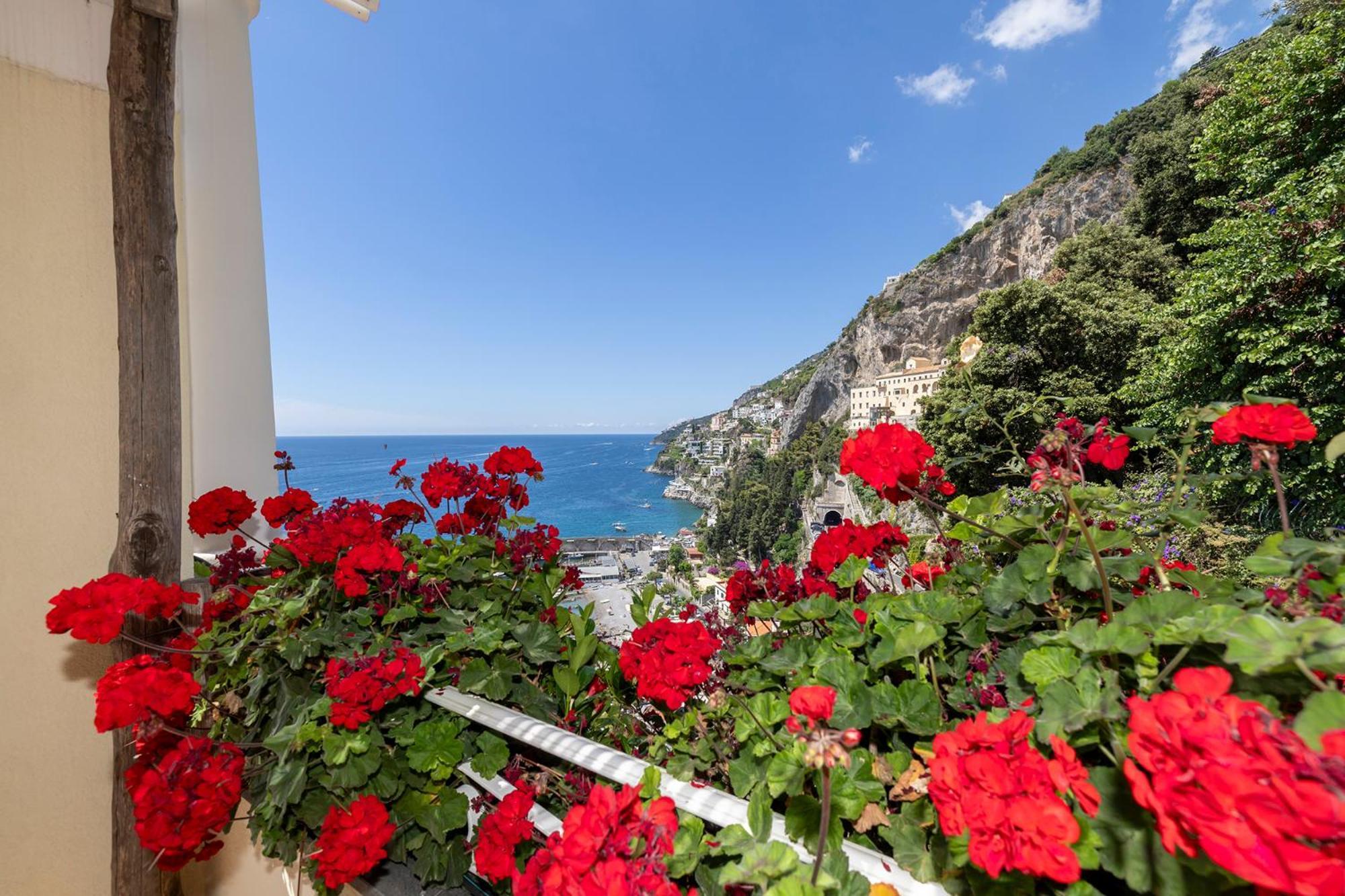 Design Sea View Accessible By 250 Steps