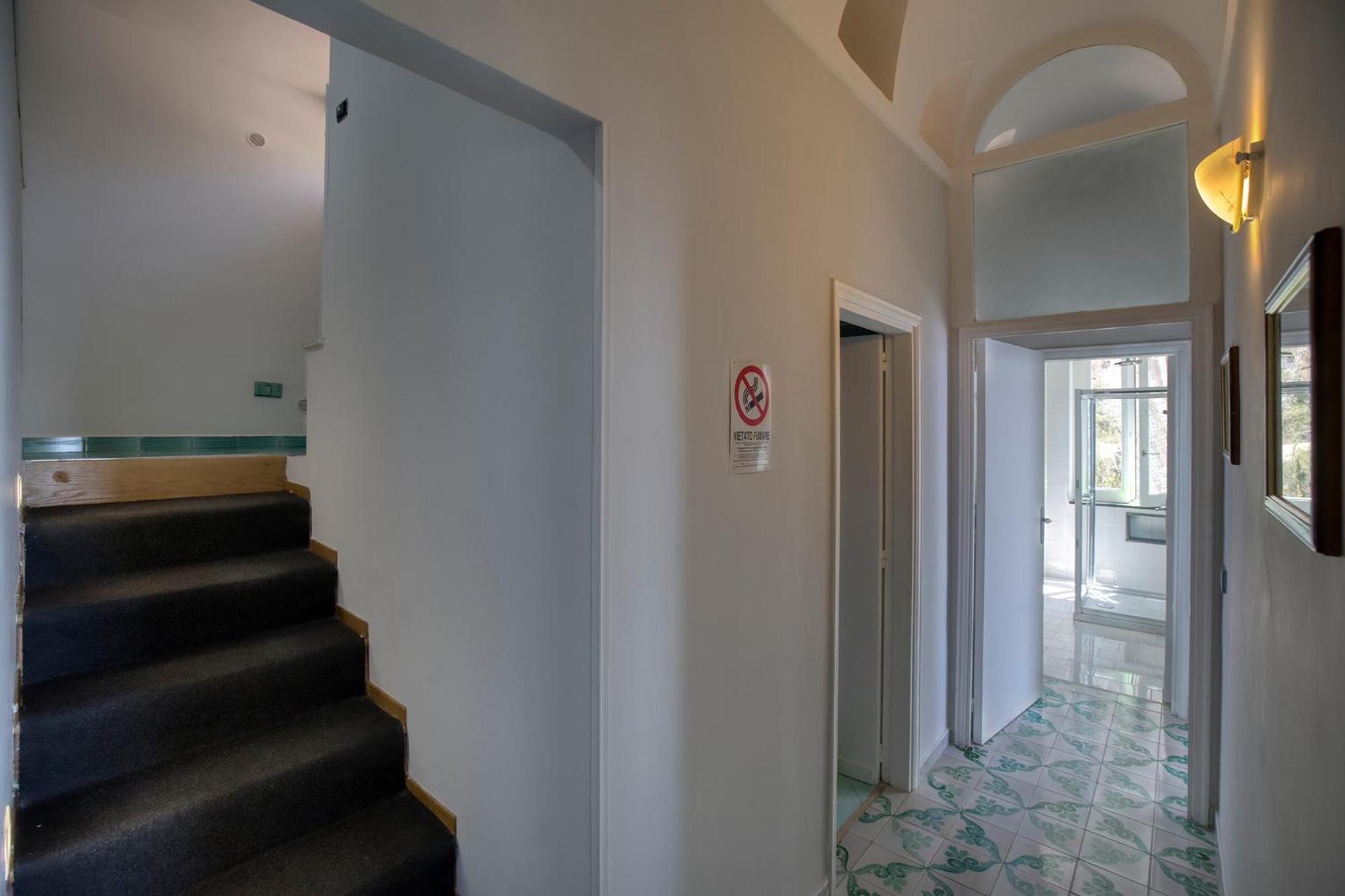 Apartment Design Sea View Accessible By 250 Steps