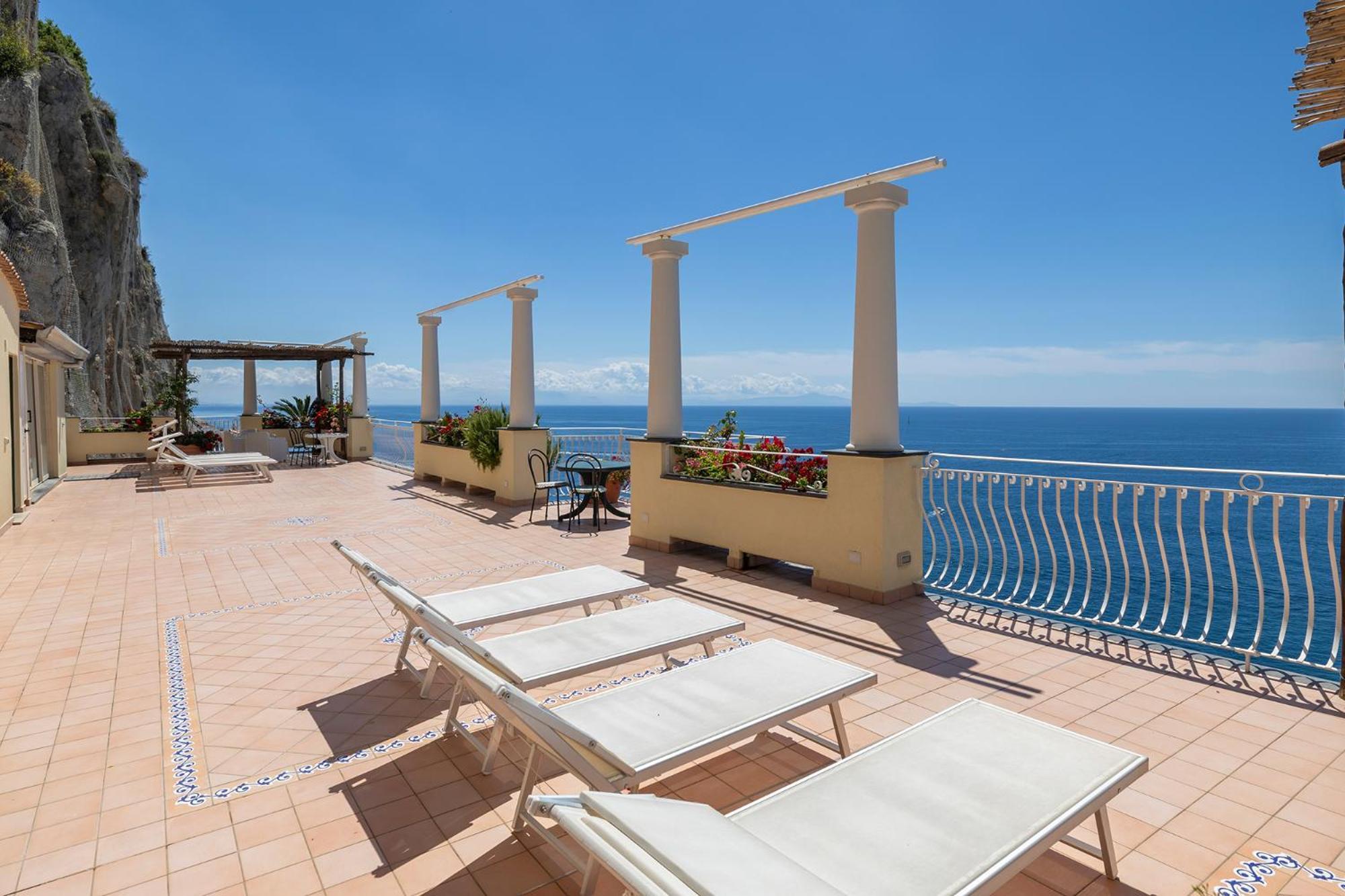 Design Sea View Accessible By 250 Steps