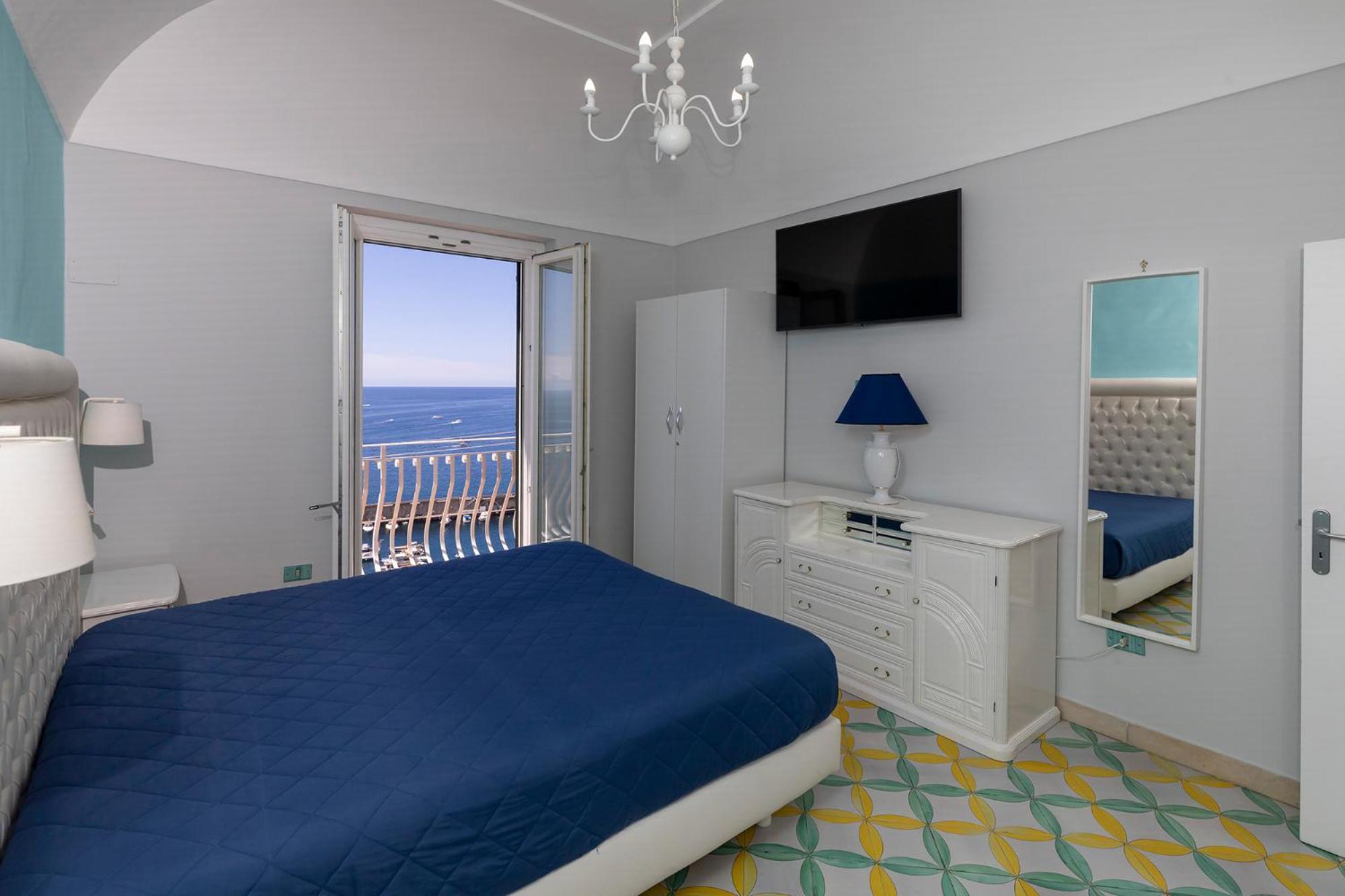 Design Sea View Accessible By 250 Steps